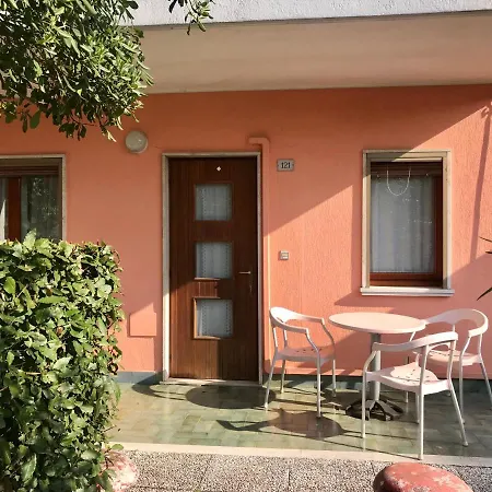 Villaggio Le Ginestre Бібіоне