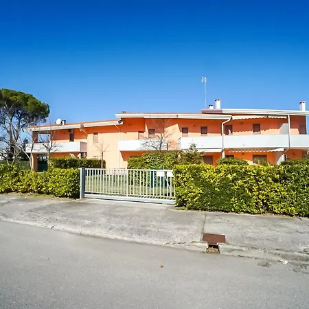Villaggio Le Ginestre Бібіоне