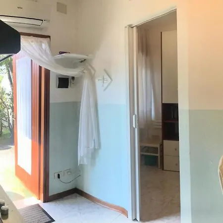 Villaggio Le Ginestre ביביונה